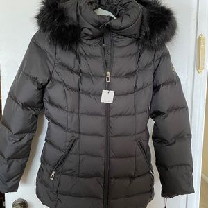 NWT Calvin Klein Women's Quilted Down Jacket w Faux Fur Trimmed Hood